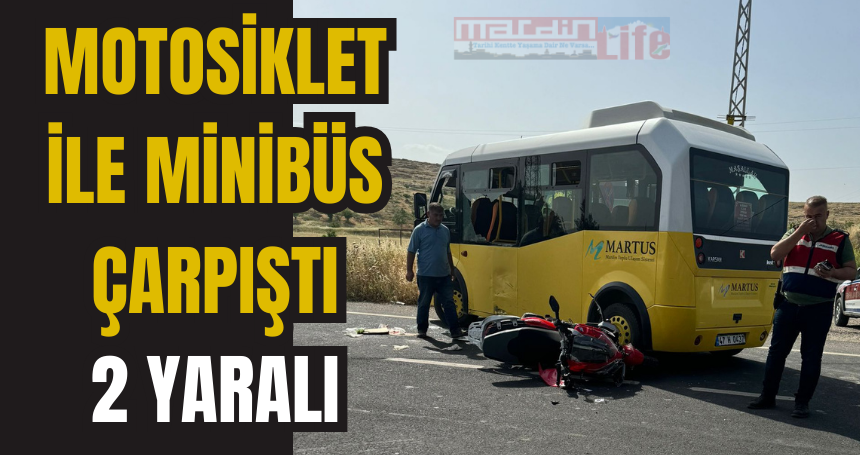 Motosiklet ile minibüs çarpıştı: 2 yaralı