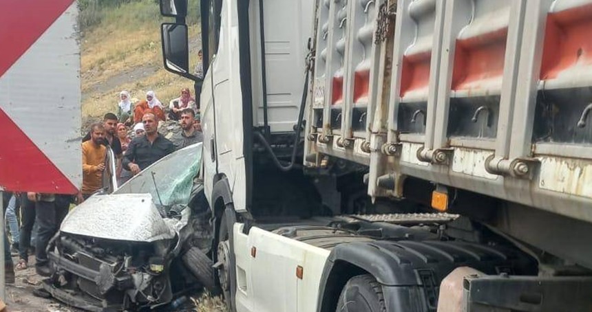 Şırnak'ta tır ile otomobil çarpıştı:1 ölü