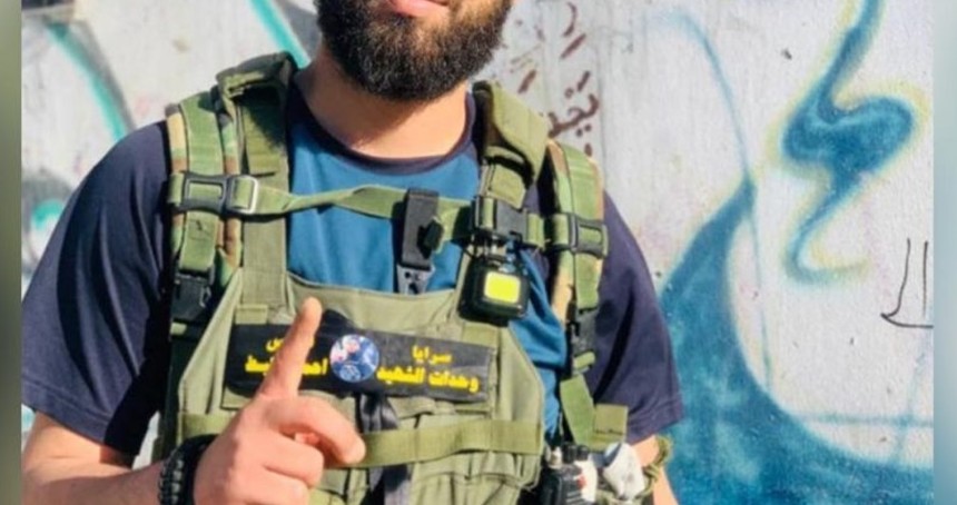 Filistin yönetimi polisleri bir mücahidi şehit etti