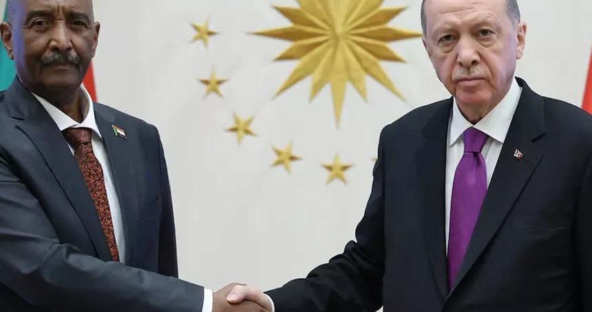 Cumhurbaşkanı Erdoğan, Sudan Egemenlik Konseyi Başkanı ile bir araya geldi