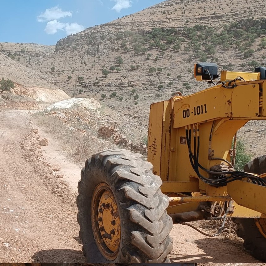 Yol Açma ve Yenileme çalışmaları devam ediyor