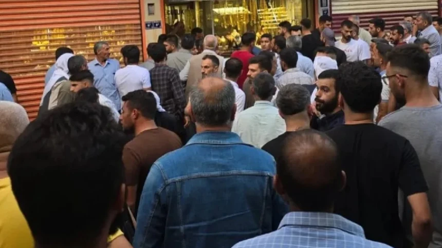 Kuyumcuda silahlı kavga: Öğretmen ve muhtar hayatını kaybetti