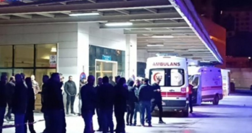 Balkondan düşen küçük çocuk hayatını kaybetti