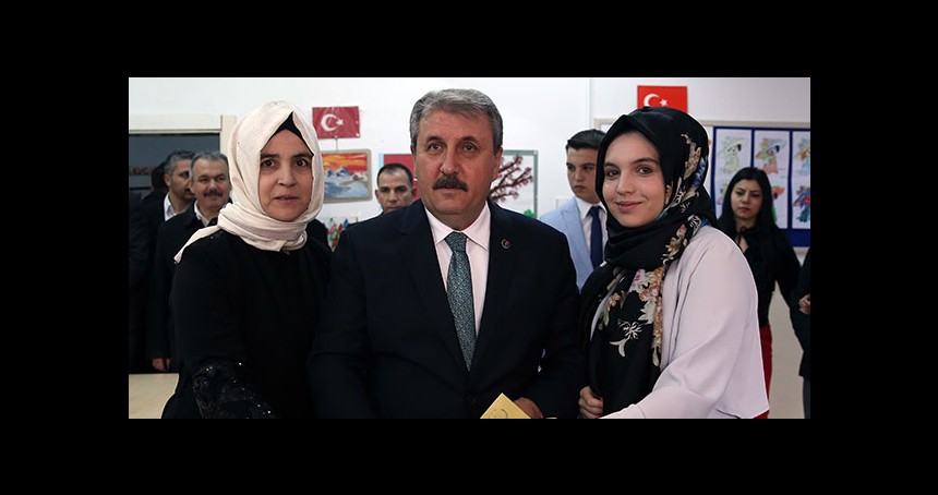 Özgül Hilal Destici kimdir? Özgül Hilal Destici ne mezunudur? Ne kadar maaş alıyor?