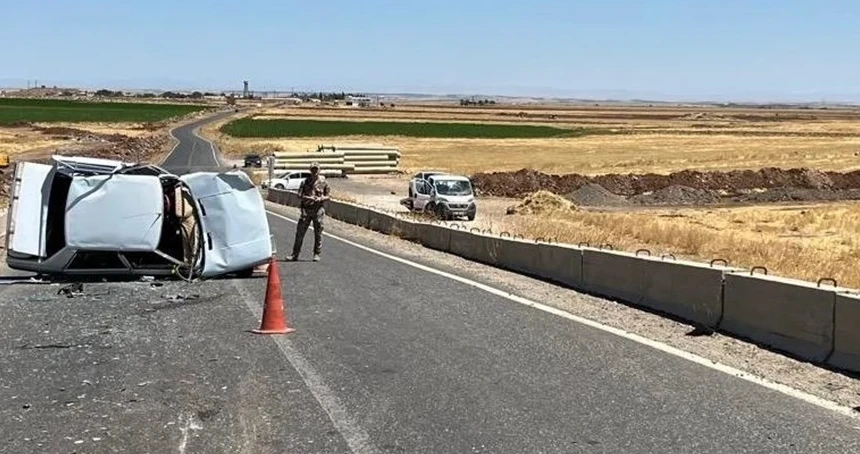 Diyarbakır yolunda Otomobil Çarpışması: 4 Yaralı