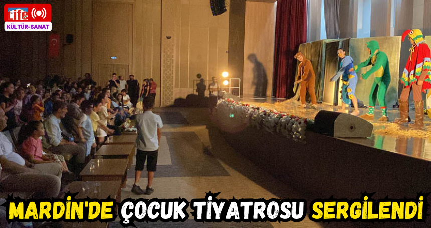 Mardin'de çocuk Tiyatrosu sergilendi