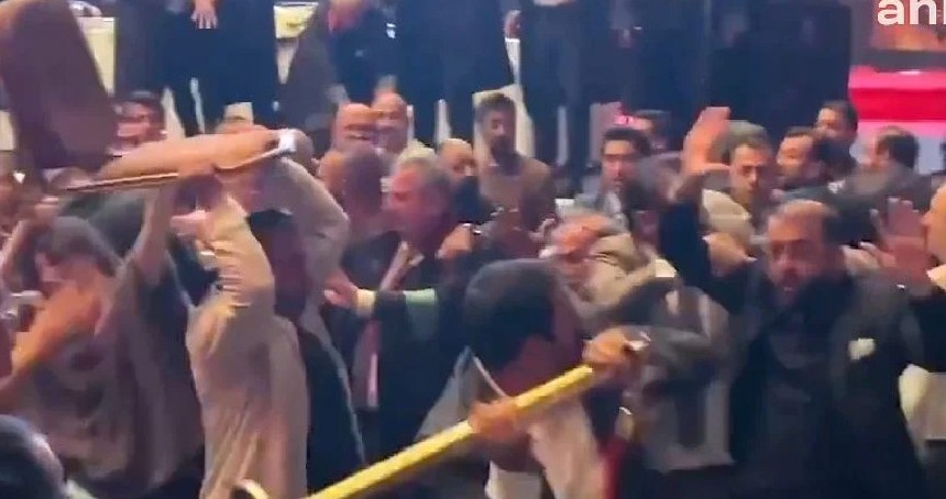 Ankara Barosu Genel Kurulu'nda neden kavga çıktı? Atılan sloganlar neler?