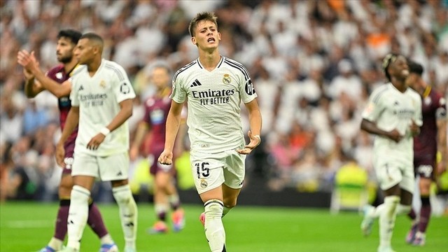 Real Madrid - Borussia Dortmund maçı ne zaman, saat kaçta, hangi kanalda, şifresiz mi? Şampiyonlar Ligi 3. Hafta