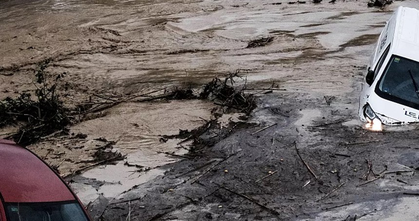 İspanya'daki sel felaketinde ölü sayısı 72'ye yükseldi