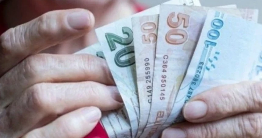 En düşük emekli aylığı için 3 rakam belirlendi! İşte o rakamlar...