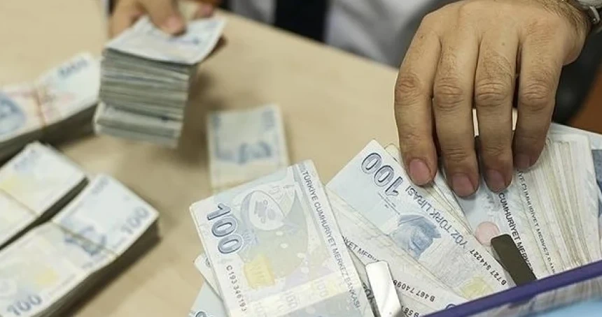 Bireysel kredi kartı alacakları yüzde 3,3 arttı