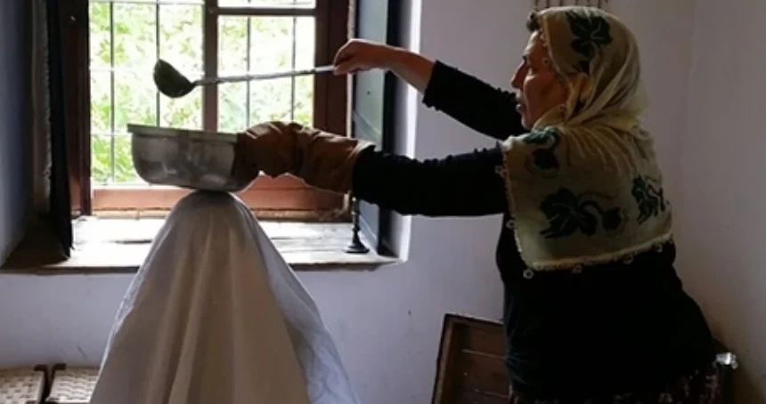 Kurşun döktürme ne işe yarıyor? Kurşun döktürme neye iyi gelir?