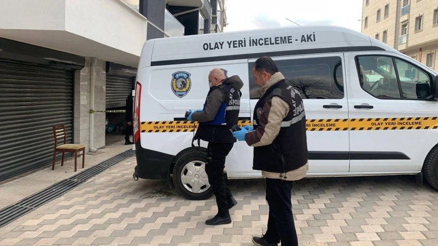 İlçe Başkanı aracında ölü bulundu
