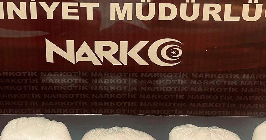 Batman'da 4 kilo metamfetamin ele geçirildi: 2 kişi tutuklandı