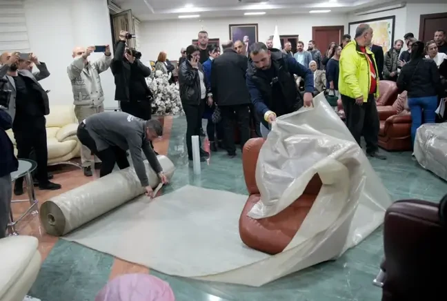 Belediyeye haciz şoku