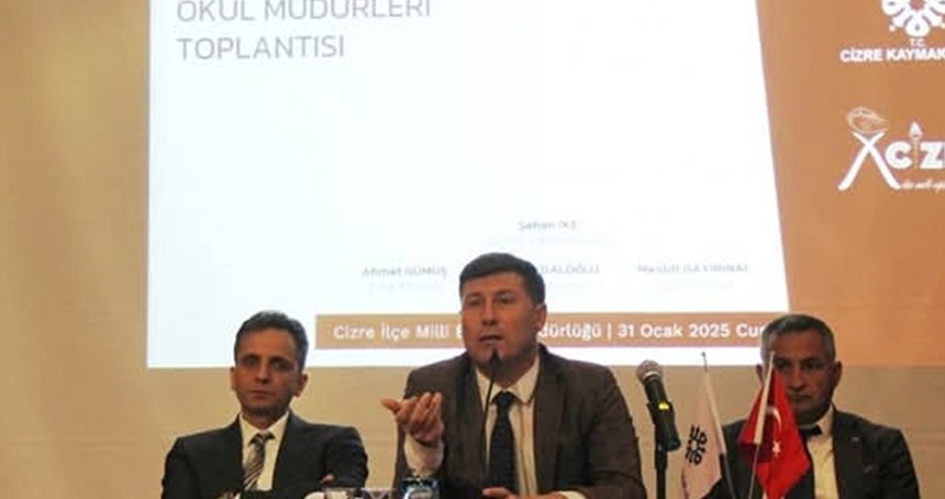 Cizre’de okul müdürleriyle istişare toplantısı yapıldı