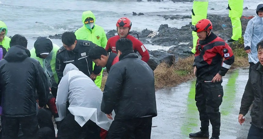 Güney Kore’de iki balıkçı teknesi fırtına nedeniyle karaya oturdu: 1 ölü, 3 kayıp