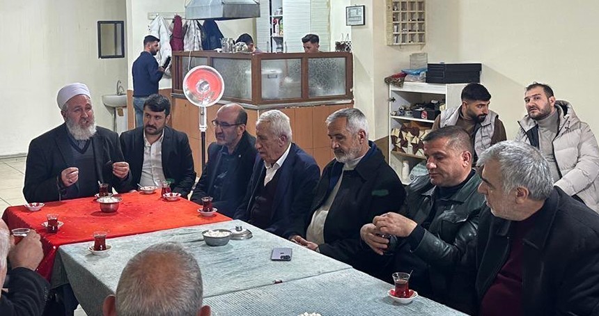 HÜDA PAR Silvan İlçe Başkanlığının arabuluculuğuyla husumetli aileler barıştı