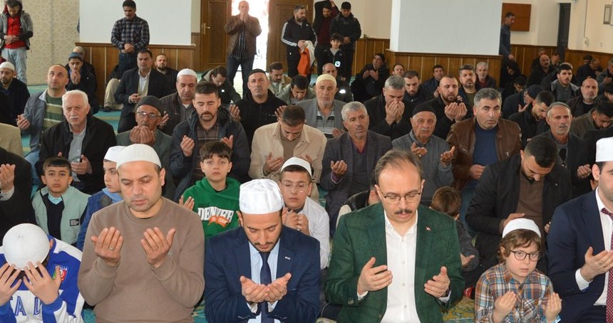 "Namazla Buluşan Kahramanlar" projesi büyük ilgi gördü