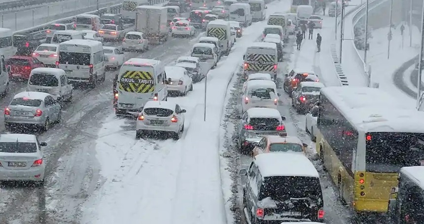 AKOM uyardı! İstanbul için kar kapıda