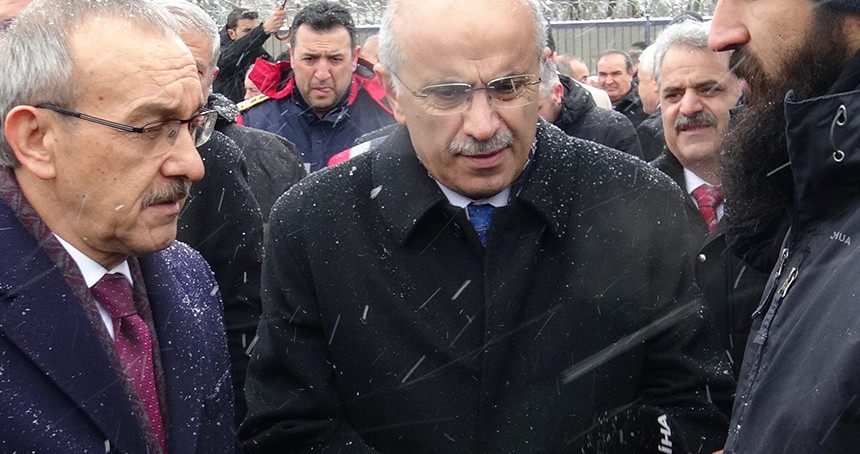 Vali Yavuz: Depremin yaralarını sarmak için herkes kararlılıkla çalışıyor