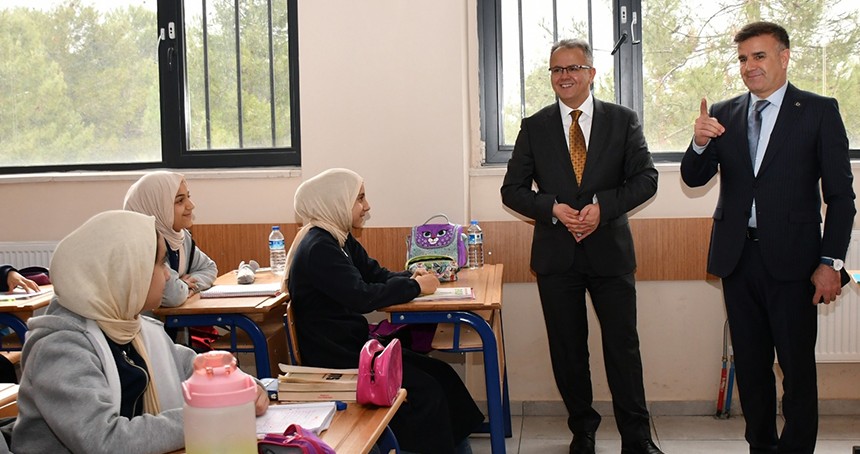 MEB'den Şanlıurfa'da "deprem" ziyaretleri
