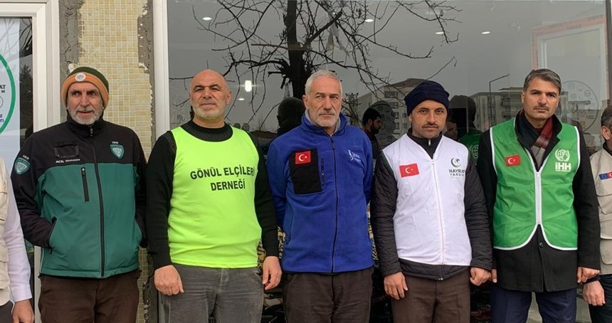 Siirt'teki STK’lardan depremzedelere destek çağrısı