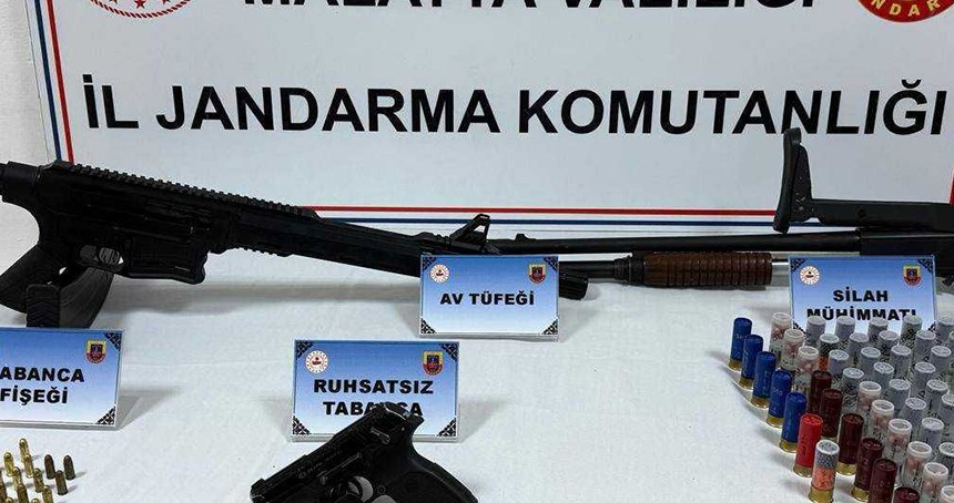 Malatya'da silah ve mühimmat kaçakçılığına operasyon: 2 gözaltı