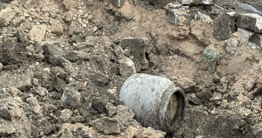 Nusaybin’de altyapı çalışmasında patlayıcı dolu mutfak tüpü bulundu