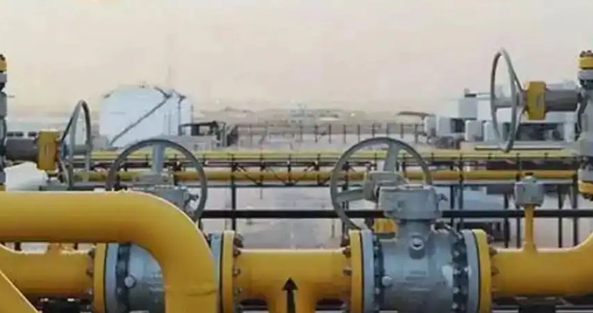 Rusya, benzin ihracatına getirdiği kısıtlamaları 6 ay daha uzattı