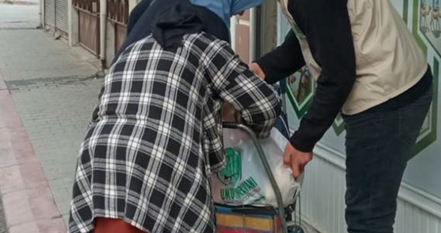 Mersin Umut Kervanı Ramazanda ihtiyaç sahiplerini unutmadı