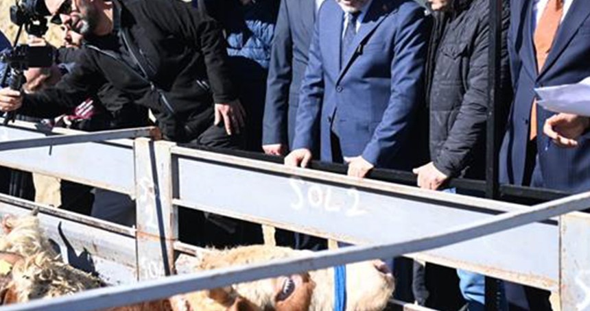 Bakan Yumaklı: 2028 itibarıyla kırmızı et ithalatı konusunu ülke gündeminden çıkaracağız