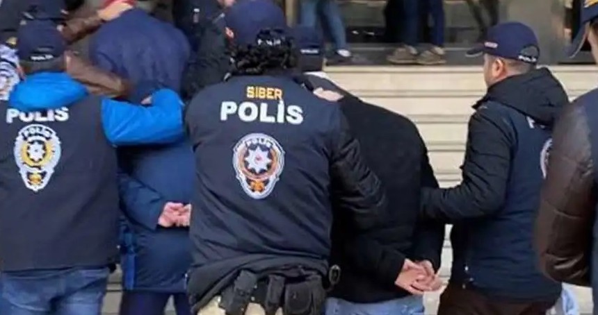 Siber suçlara yönelik 25 ilde operasyon: 76 gözaltı