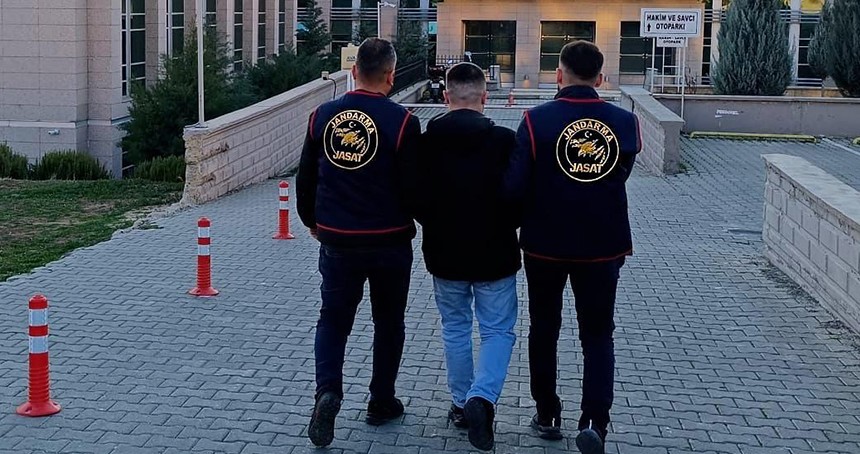 Batman'da 45 yıl hapis cezalı firari şahıs 3 yıl süren takip sonrası yakalandı