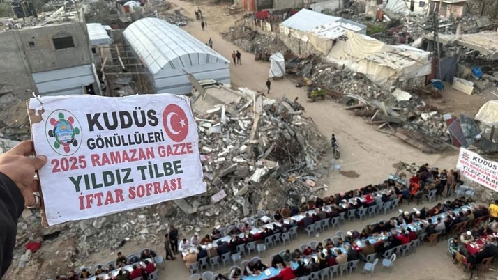 Yıldız Tilbe Gazze'de 4 bin kişilik iftar yemeği verdi