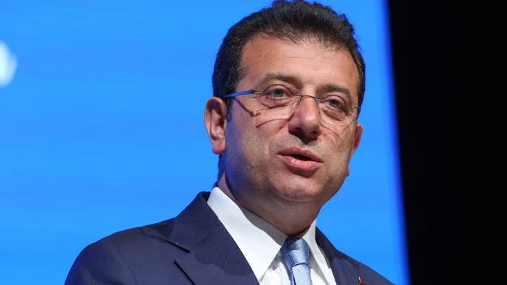 İstanbul Büyükşehir Belediyesi'ne yolsuzluk operasyonu: Ekrem İmamoğlu gözaltına alındı