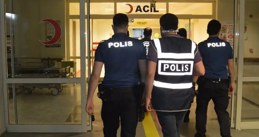 Siirt'te iftar öncesi bıçaklı kavga: 3 yaralı