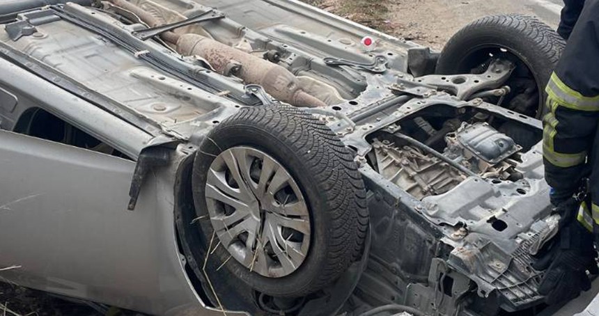 Takla atan otomobilde maddi hasar meydana geldi