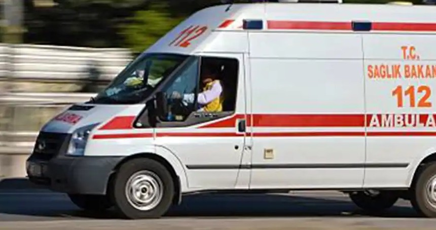 Sivas'ta yolcu otobüsü devrildi: 2 ölü, 18 yaralı