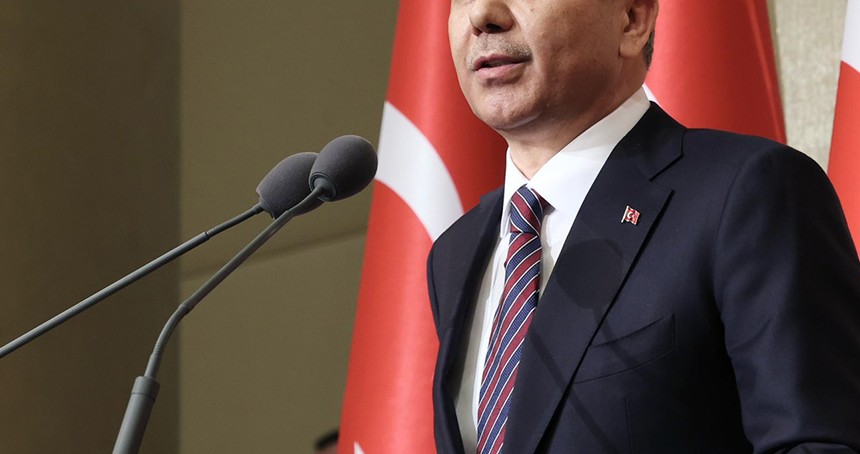 Yerlikaya: Ana muhalefetin fütursuz çağrılarını keyifle izleyenlerin başında siyonist israilin gelmesi nasıl bir tezahürdür?