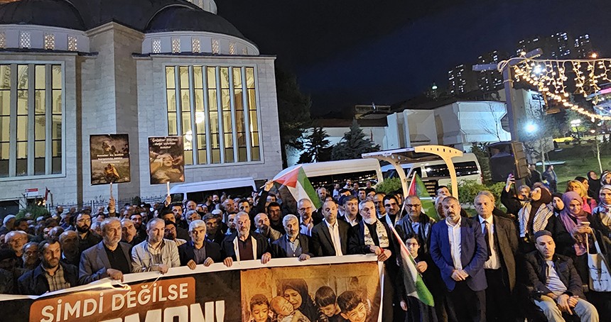 Malatya'da Gazze protestosu: "Gazze için harekete geçilmeyen her bir saniye ahirette cehennem azabı olarak karşımıza çıkacaktır"