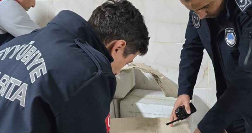 Baklava imalatçısında tonlarca bozulmuş ceviz ele geçirildi