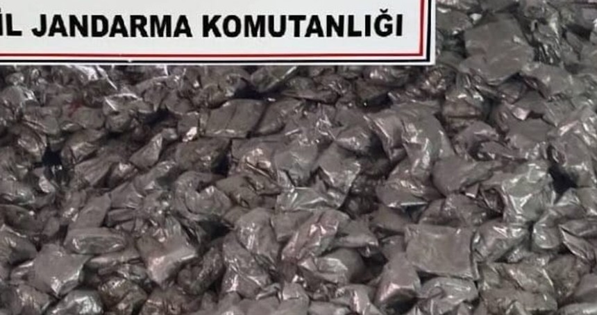 Gaziantep'te 10 ton sahte bebek maması ele geçirildi