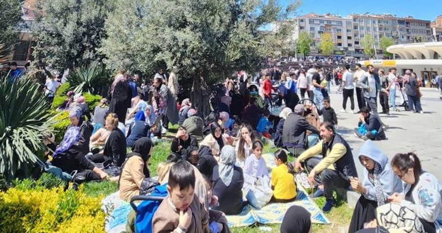 İstanbul'daki üniversiteler tatil edildi