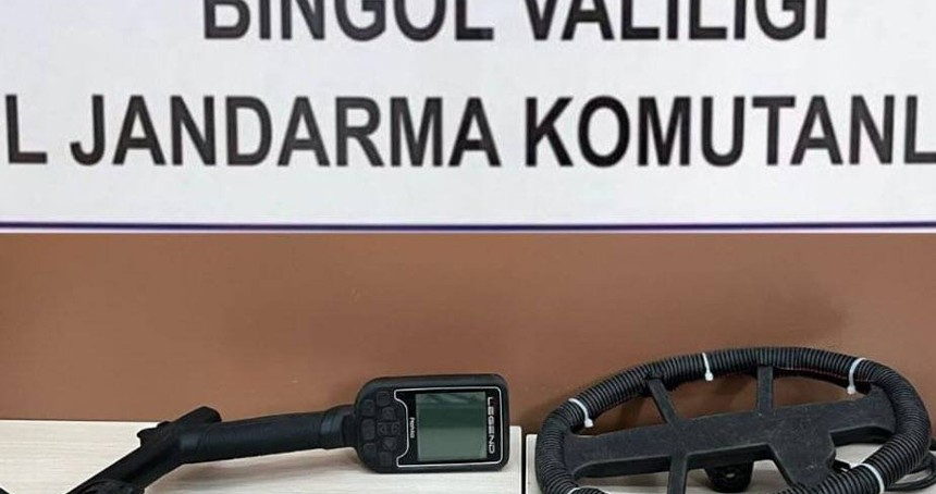 Bingöl'de kaçak define arayan şahıs jandarma tarafından yakalandı