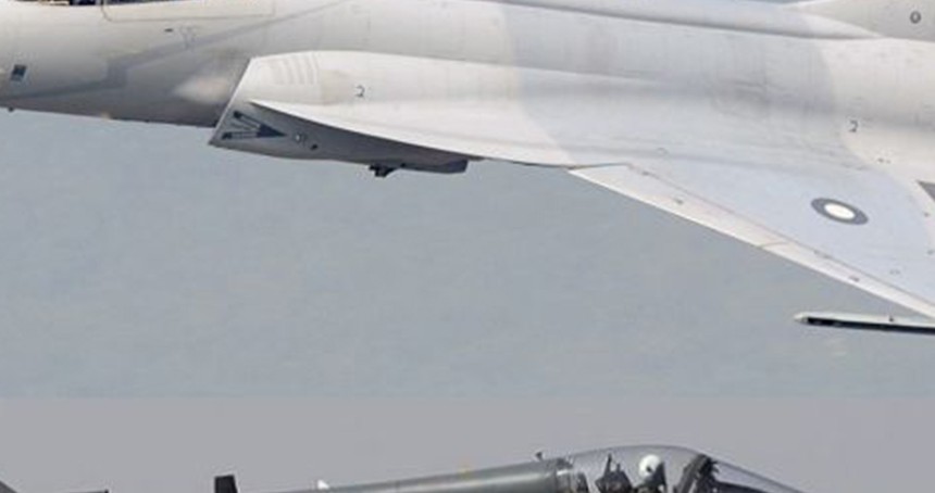 Hindistan ve Pakistan savaş uçakları karşı karşıya geldi