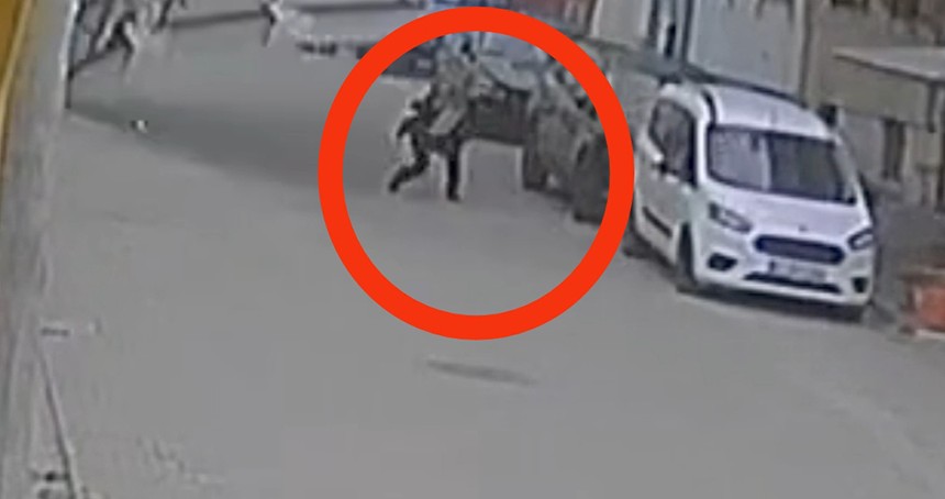 Diyarbakır'da çatının uçması kameraya farklı bir açıdan yansıdı