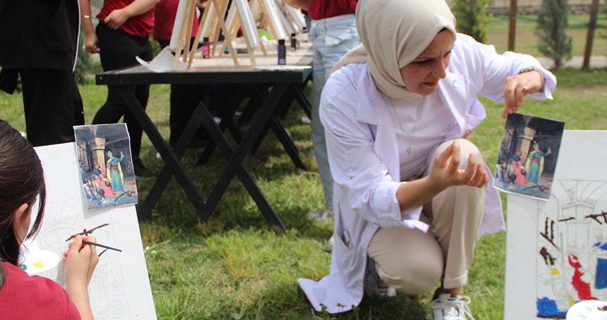 Cizre’de “Okulumla Sosyalleşiyorum” projesiyle eğitim dışarı taşındı