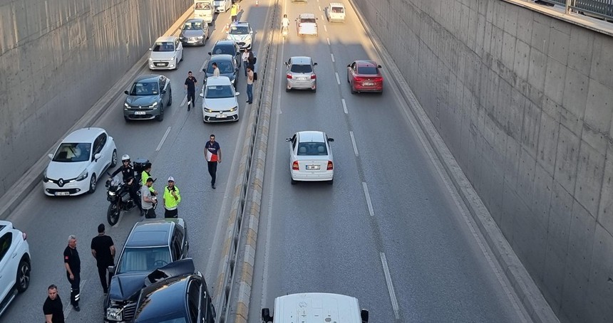 Şanlıurfa'da maddi hasarlı trafik kazası