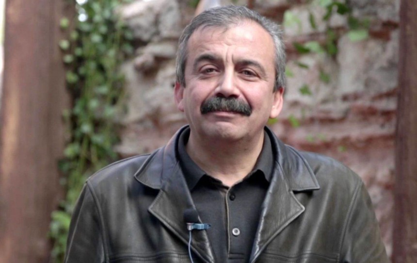 Sırrı Süreyya Önder Kürt mü?